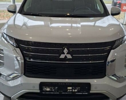 купить новое авто Мицубиси Аутлендер 2024 года от официального дилера Mitsubishi Motors «Соллі-Плюс» Мицубиси фото