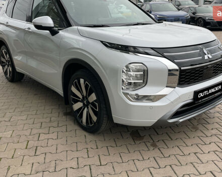 купити нове авто Міцубісі Аутлендер 2025 року від офіційного дилера Mitsubishi Motors Чернівці Міцубісі фото