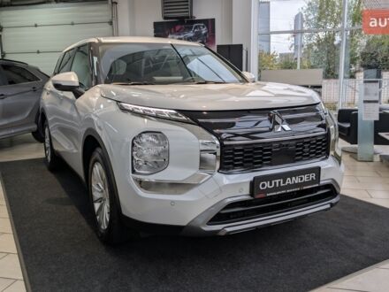 Мицубиси Аутлендер 2025 в Житомире на Automoto.ua Мицубиси Аутлендер, объемом двигателя 2.49 л и пробегом 0 тыс. км за 39785 $, фото 1 на Automoto.ua