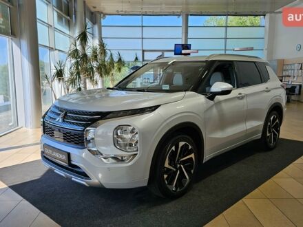 Міцубісі Аутлендер 2025 у Дніпро (Дніпропетровську) на Automoto.ua Міцубісі Аутлендер, об'ємом двигуна 2.49 л та пробігом 0 тис. км за 42063 $, фото 1 на Automoto.ua