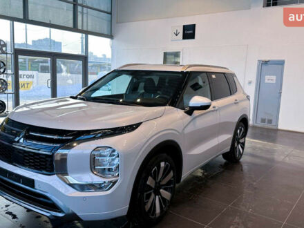 Міцубісі Аутлендер, об'ємом двигуна 2.49 л та пробігом 0 тис. км за 42751 $, фото 1 на Automoto.ua