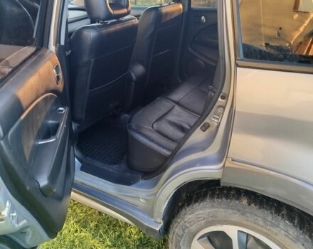 Серый Мицубиси Аутлендер, объемом двигателя 0 л и пробегом 245 тыс. км за 5300 $, фото 5 на Automoto.ua