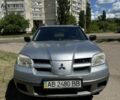 Сірий Міцубісі Аутлендер, об'ємом двигуна 2 л та пробігом 298 тис. км за 7000 $, фото 1 на Automoto.ua