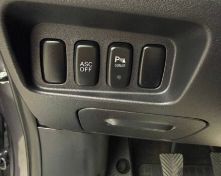 Серый Мицубиси Аутлендер, объемом двигателя 2 л и пробегом 275 тыс. км за 8500 $, фото 10 на Automoto.ua