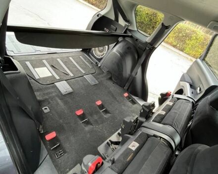 Серый Мицубиси Аутлендер, объемом двигателя 2 л и пробегом 275 тыс. км за 8500 $, фото 16 на Automoto.ua