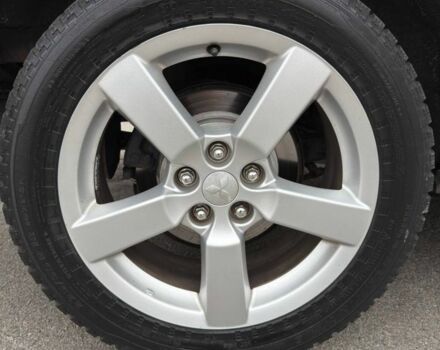 Серый Мицубиси Аутлендер, объемом двигателя 2 л и пробегом 275 тыс. км за 8500 $, фото 21 на Automoto.ua