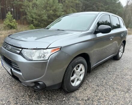 Серый Мицубиси Аутлендер, объемом двигателя 2.4 л и пробегом 150 тыс. км за 10900 $, фото 1 на Automoto.ua