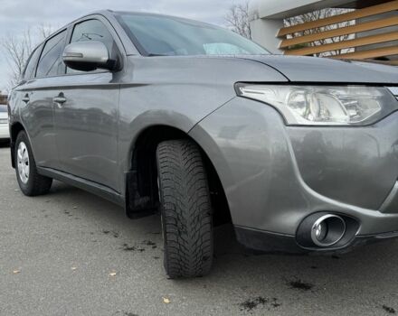Серый Мицубиси Аутлендер, объемом двигателя 2 л и пробегом 177 тыс. км за 10399 $, фото 4 на Automoto.ua