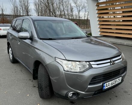 Серый Мицубиси Аутлендер, объемом двигателя 2 л и пробегом 177 тыс. км за 10399 $, фото 2 на Automoto.ua