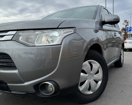 Серый Мицубиси Аутлендер, объемом двигателя 2 л и пробегом 177 тыс. км за 10399 $, фото 3 на Automoto.ua