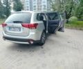 Сірий Міцубісі Аутлендер, об'ємом двигуна 2.4 л та пробігом 95 тис. км за 16800 $, фото 7 на Automoto.ua