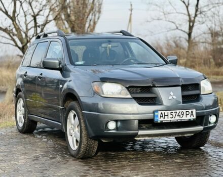Сірий Міцубісі Аутлендер, об'ємом двигуна 2 л та пробігом 280 тис. км за 3500 $, фото 1 на Automoto.ua