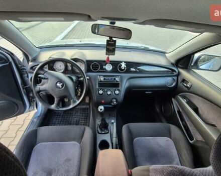 Серый Мицубиси Аутлендер, объемом двигателя 2 л и пробегом 209 тыс. км за 5800 $, фото 7 на Automoto.ua