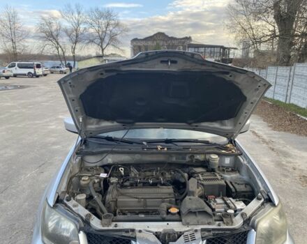 Сірий Міцубісі Аутлендер, об'ємом двигуна 2 л та пробігом 228 тис. км за 6300 $, фото 8 на Automoto.ua