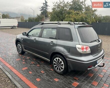 Сірий Міцубісі Аутлендер, об'ємом двигуна 1.98 л та пробігом 350 тис. км за 3950 $, фото 2 на Automoto.ua