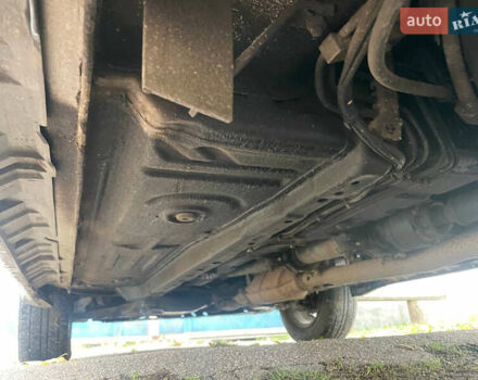 Сірий Міцубісі Аутлендер, об'ємом двигуна 2 л та пробігом 252 тис. км за 4600 $, фото 33 на Automoto.ua