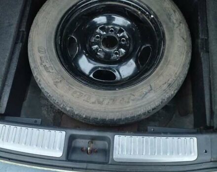 Сірий Міцубісі Аутлендер, об'ємом двигуна 2 л та пробігом 160 тис. км за 4800 $, фото 13 на Automoto.ua