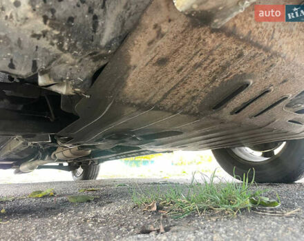 Сірий Міцубісі Аутлендер, об'ємом двигуна 2 л та пробігом 252 тис. км за 4600 $, фото 35 на Automoto.ua