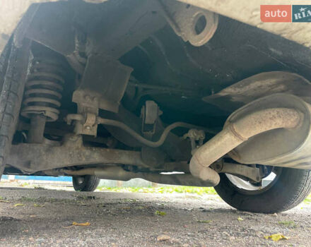 Сірий Міцубісі Аутлендер, об'ємом двигуна 2 л та пробігом 252 тис. км за 4600 $, фото 34 на Automoto.ua