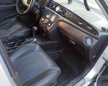 Серый Мицубиси Аутлендер, объемом двигателя 2.4 л и пробегом 317 тыс. км за 5200 $, фото 8 на Automoto.ua