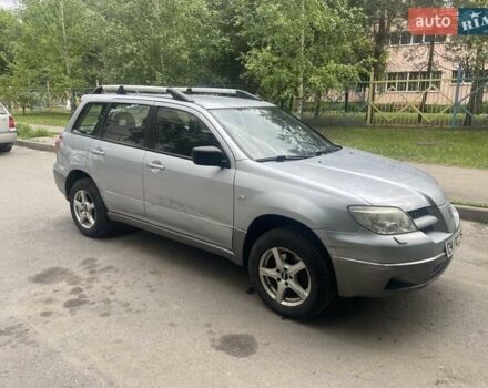 Серый Мицубиси Аутлендер, объемом двигателя 0 л и пробегом 275 тыс. км за 3000 $, фото 8 на Automoto.ua