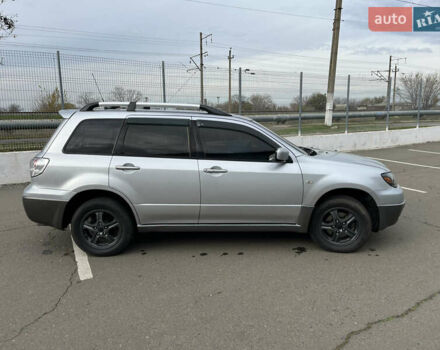 Сірий Міцубісі Аутлендер, об'ємом двигуна 2.38 л та пробігом 252 тис. км за 5400 $, фото 2 на Automoto.ua