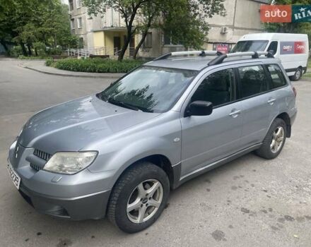 Серый Мицубиси Аутлендер, объемом двигателя 0 л и пробегом 275 тыс. км за 3000 $, фото 6 на Automoto.ua