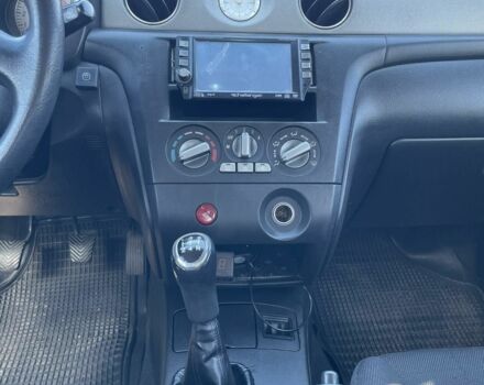 Серый Мицубиси Аутлендер, объемом двигателя 2 л и пробегом 225 тыс. км за 5999 $, фото 10 на Automoto.ua