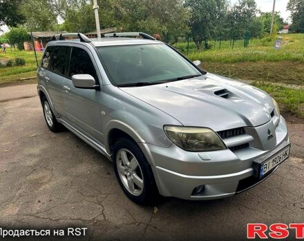 Сірий Міцубісі Аутлендер, об'ємом двигуна 2 л та пробігом 250 тис. км за 5800 $, фото 5 на Automoto.ua