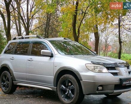 Серый Мицубиси Аутлендер, объемом двигателя 2.38 л и пробегом 266 тыс. км за 6399 $, фото 9 на Automoto.ua