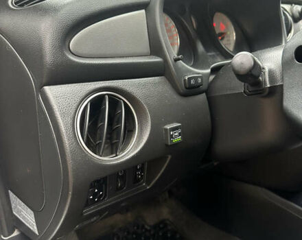 Сірий Міцубісі Аутлендер, об'ємом двигуна 2.38 л та пробігом 303 тис. км за 5200 $, фото 15 на Automoto.ua