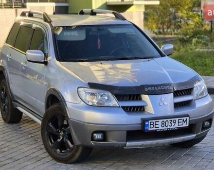Сірий Міцубісі Аутлендер, об'ємом двигуна 2.4 л та пробігом 259 тис. км за 5999 $, фото 3 на Automoto.ua