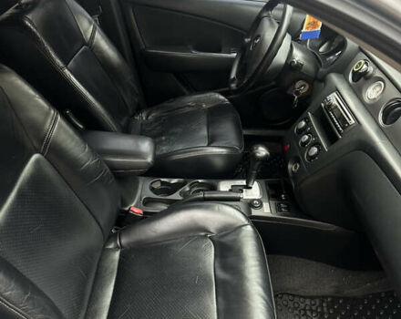 Сірий Міцубісі Аутлендер, об'ємом двигуна 2.38 л та пробігом 303 тис. км за 5200 $, фото 16 на Automoto.ua