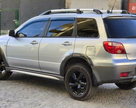 Сірий Міцубісі Аутлендер, об'ємом двигуна 2.4 л та пробігом 259 тис. км за 5999 $, фото 18 на Automoto.ua