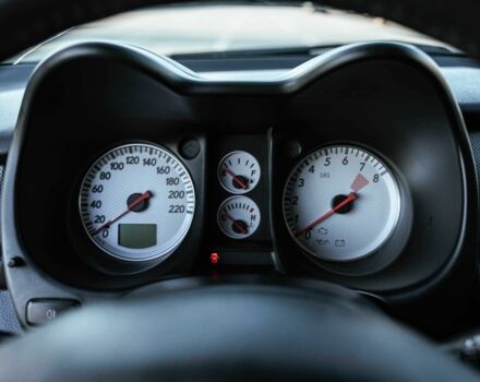 Сірий Міцубісі Аутлендер, об'ємом двигуна 2 л та пробігом 248 тис. км за 6000 $, фото 18 на Automoto.ua