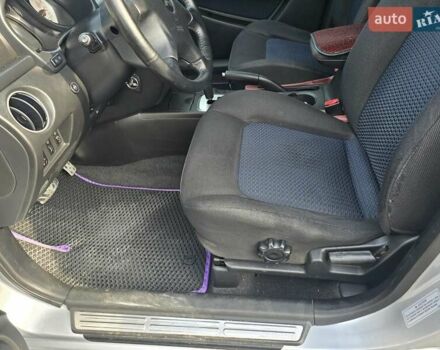 Серый Мицубиси Аутлендер, объемом двигателя 2.4 л и пробегом 243 тыс. км за 6999 $, фото 9 на Automoto.ua