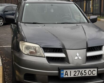 Сірий Міцубісі Аутлендер, об'ємом двигуна 2 л та пробігом 310 тис. км за 5200 $, фото 2 на Automoto.ua