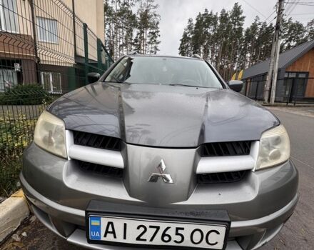 Сірий Міцубісі Аутлендер, об'ємом двигуна 2 л та пробігом 310 тис. км за 5200 $, фото 3 на Automoto.ua