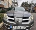 Сірий Міцубісі Аутлендер, об'ємом двигуна 2 л та пробігом 310 тис. км за 5200 $, фото 3 на Automoto.ua