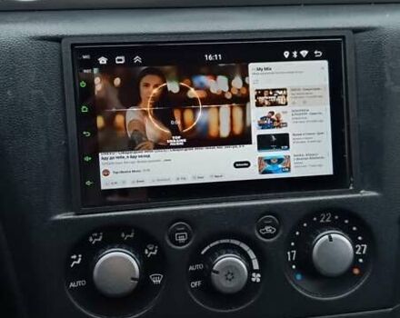 Сірий Міцубісі Аутлендер, об'ємом двигуна 2 л та пробігом 312 тис. км за 8300 $, фото 11 на Automoto.ua