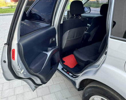 Серый Мицубиси Аутлендер, объемом двигателя 2 л и пробегом 179 тыс. км за 9500 $, фото 9 на Automoto.ua