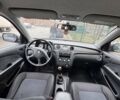 Сірий Міцубісі Аутлендер, об'ємом двигуна 2 л та пробігом 310 тис. км за 5200 $, фото 6 на Automoto.ua