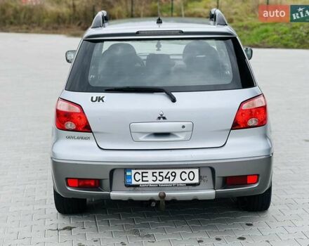 Сірий Міцубісі Аутлендер, об'ємом двигуна 2 л та пробігом 300 тис. км за 5150 $, фото 5 на Automoto.ua