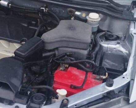 Серый Мицубиси Аутлендер, объемом двигателя 2.4 л и пробегом 261 тыс. км за 5700 $, фото 5 на Automoto.ua