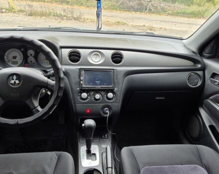 Міцубісі Аутлендер 2006 у Кривому Розі на Automoto.ua Сірий Міцубісі Аутлендер, об'ємом двигуна 2.4 л та пробігом 230 тис. км за 6700 $, фото 9 на Automoto.ua