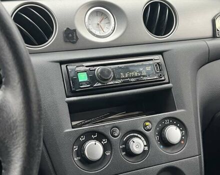 Серый Мицубиси Аутлендер, объемом двигателя 2.4 л и пробегом 179 тыс. км за 7000 $, фото 14 на Automoto.ua