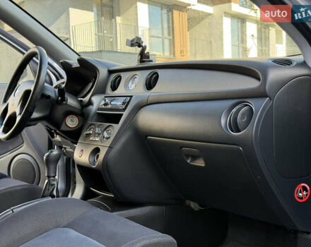 Сірий Міцубісі Аутлендер, об'ємом двигуна 2 л та пробігом 235 тис. км за 5200 $, фото 28 на Automoto.ua