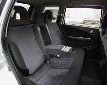 Серый Мицубиси Аутлендер, объемом двигателя 2.4 л и пробегом 171 тыс. км за 8200 $, фото 8 на Automoto.ua