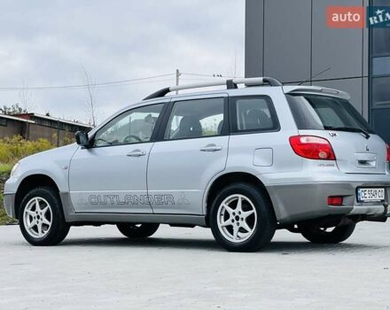 Сірий Міцубісі Аутлендер, об'ємом двигуна 2 л та пробігом 300 тис. км за 5150 $, фото 2 на Automoto.ua