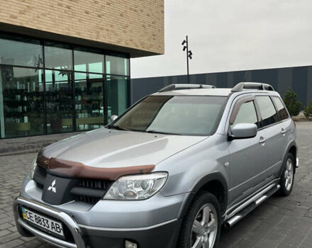 Серый Мицубиси Аутлендер, объемом двигателя 2.38 л и пробегом 180 тыс. км за 6000 $, фото 17 на Automoto.ua